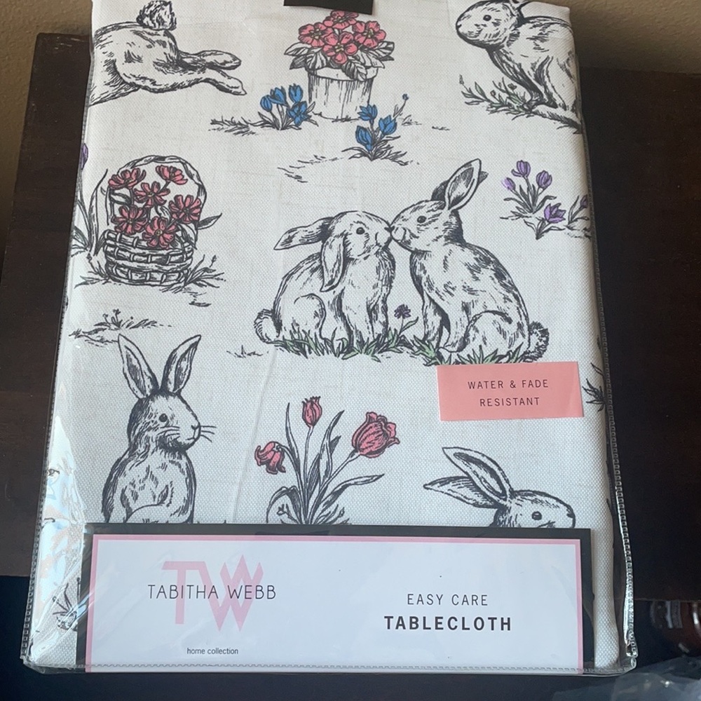 Tabitha Webb Anthropologie Tablecloth Easter Bunny Rabbit Floral 60”x84” Oblong